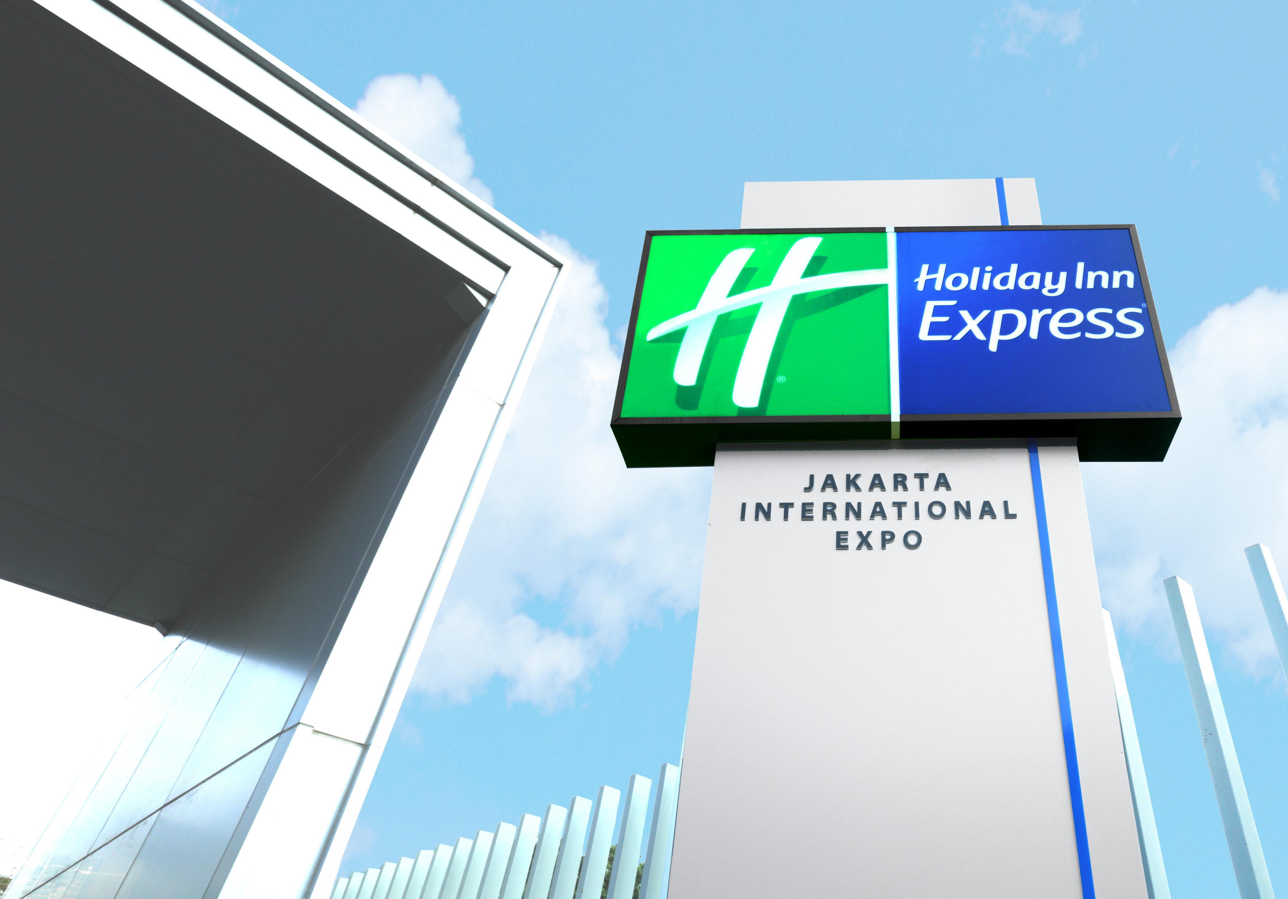 Holiday Inn Express Jakarta International Expo, An Ihg Hotel Esterno foto